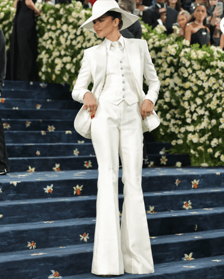 marca-met-gala-2025-terno-branco-Louis-Vuitton-03